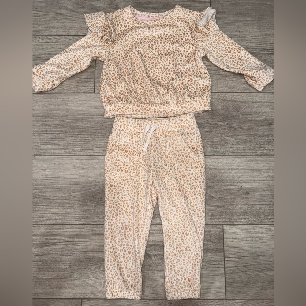 CAT & JACK girls leopard print velvet jogger set